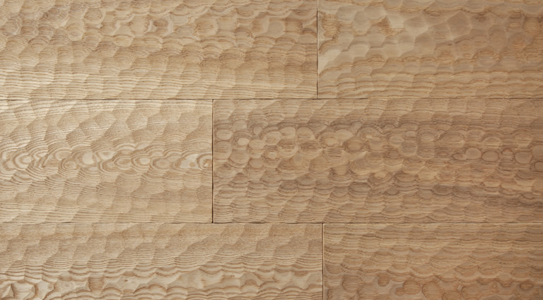 �A�b�V��30�N���A�I�C������W150 �{�H��ʐ^�W